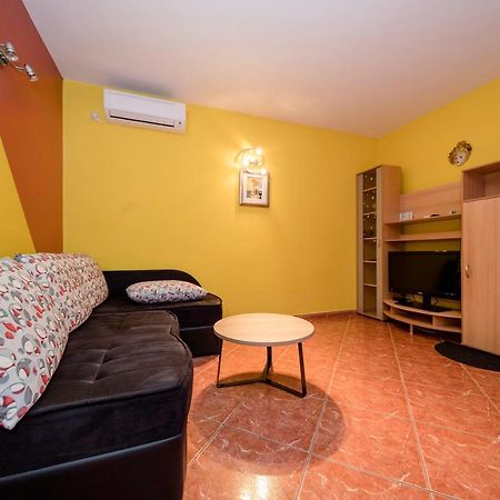 Apartament Kuca Leonora Banjol Zewnętrze zdjęcie