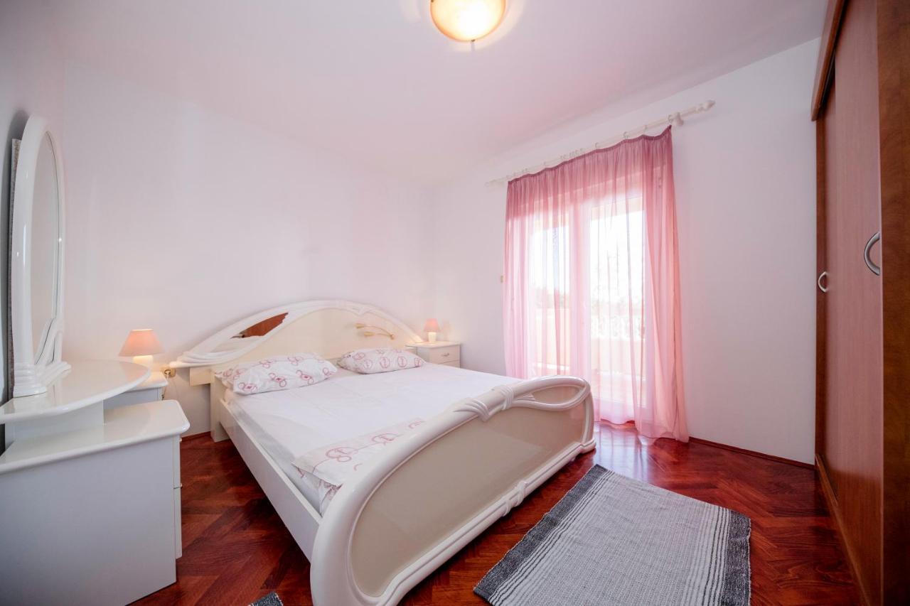 Apartament Kuca Leonora Banjol Zewnętrze zdjęcie