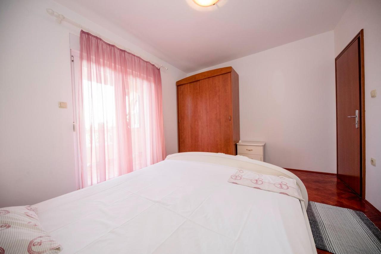 Apartament Kuca Leonora Banjol Zewnętrze zdjęcie