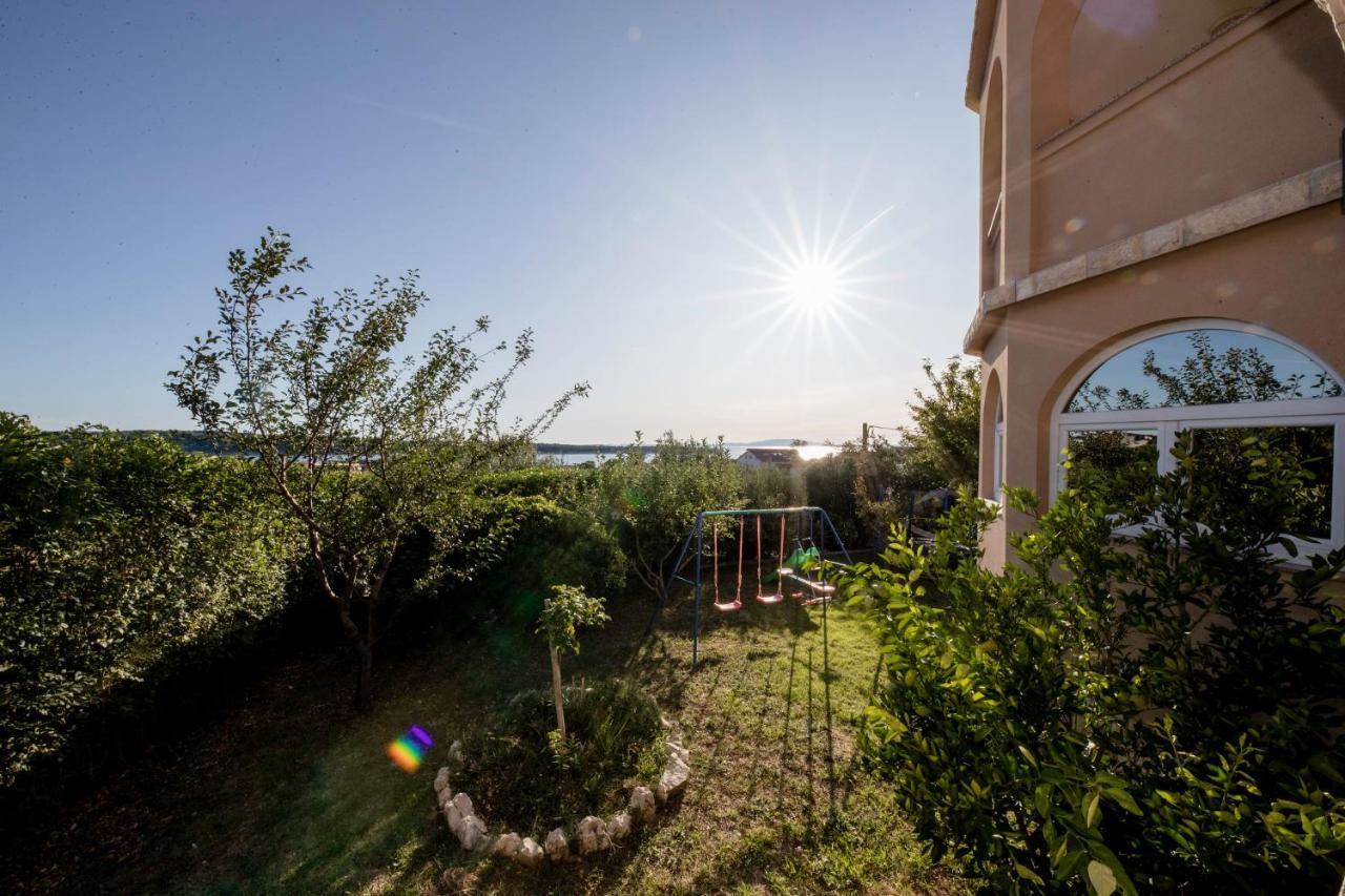 Apartament Kuca Leonora Banjol Zewnętrze zdjęcie