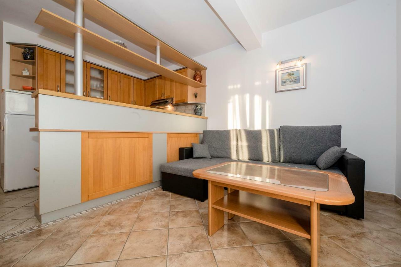Apartament Kuca Leonora Banjol Zewnętrze zdjęcie