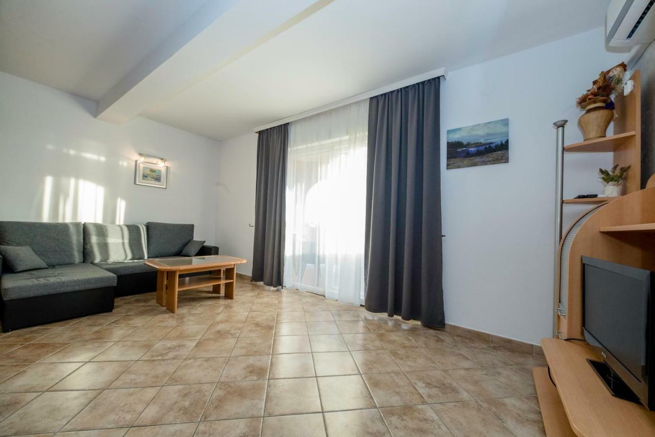 Apartament Kuca Leonora Banjol Zewnętrze zdjęcie